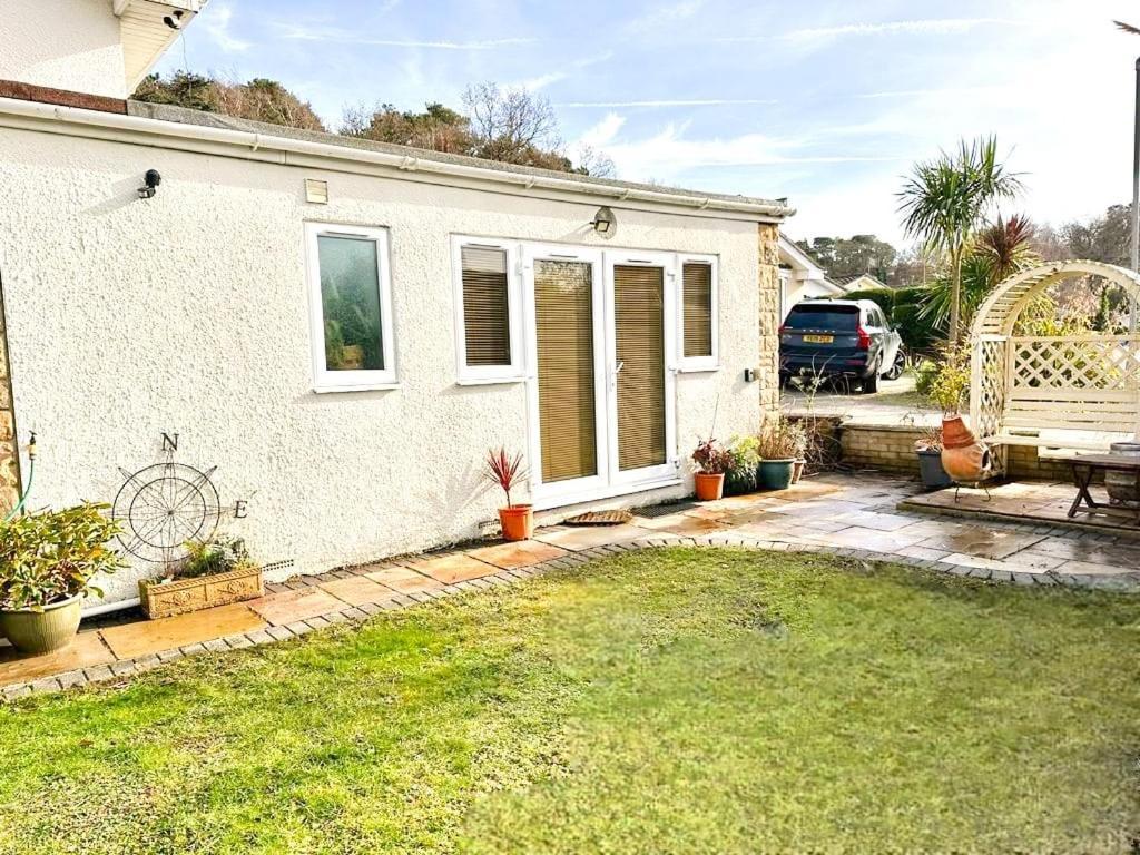 Ferienwohnung Little Dragons Poole Exterior foto